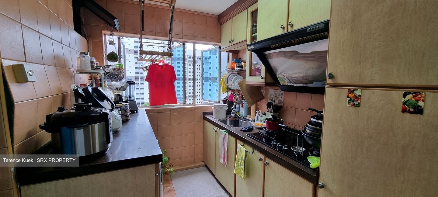 Blk 288D Jurong East Street 21 (Jurong East), HDB 5 Rooms #358015631